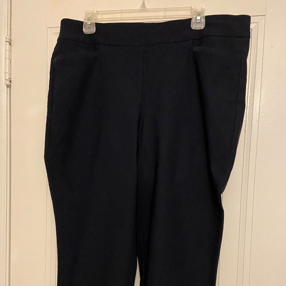 NWT Chico's So Slimming Brigitte Slim Leg Pants